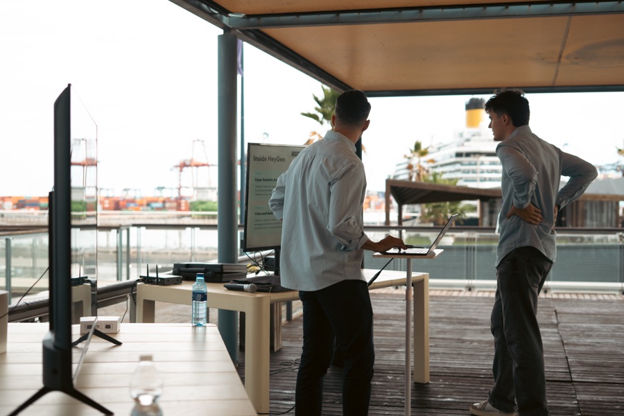 The Founders Table: HeyGen, See What's Possible in Valencia, photo 10, shot by @laa.bubuu