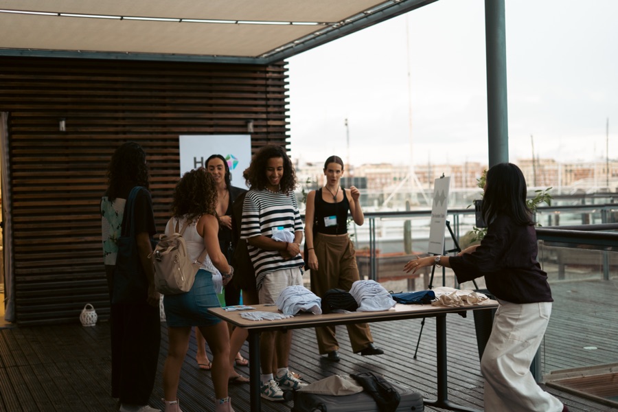 The Founders Table: HeyGen, See What's Possible in Valencia, photo 31, shot by @laa.bubuu