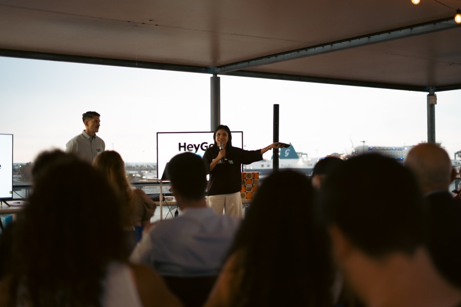 The Founders Table: HeyGen, See What's Possible in Valencia, photo 51, shot by @laa.bubuu