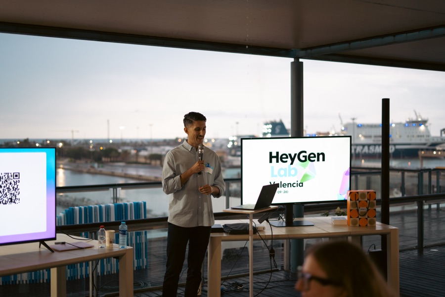 The Founders Table: HeyGen, See What's Possible in Valencia, photo 62, shot by @laa.bubuu