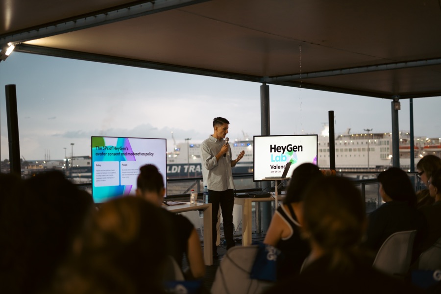 The Founders Table: HeyGen, See What's Possible in Valencia, photo 63, shot by @laa.bubuu