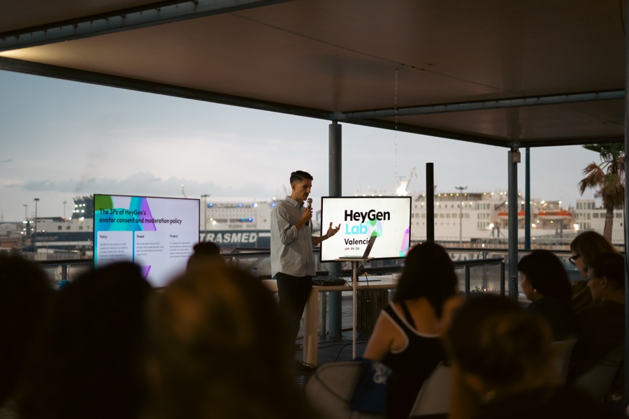 The Founders Table: HeyGen, See What's Possible in Valencia, photo 64, shot by @laa.bubuu