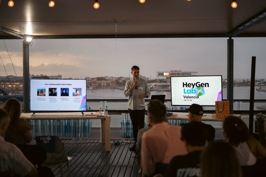 The Founders Table: HeyGen, See What's Possible in Valencia, photo 71, shot by @laa.bubuu