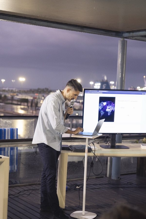 The Founders Table: HeyGen, See What's Possible in Valencia, photo 24, shot by @pablorubiniphotography
